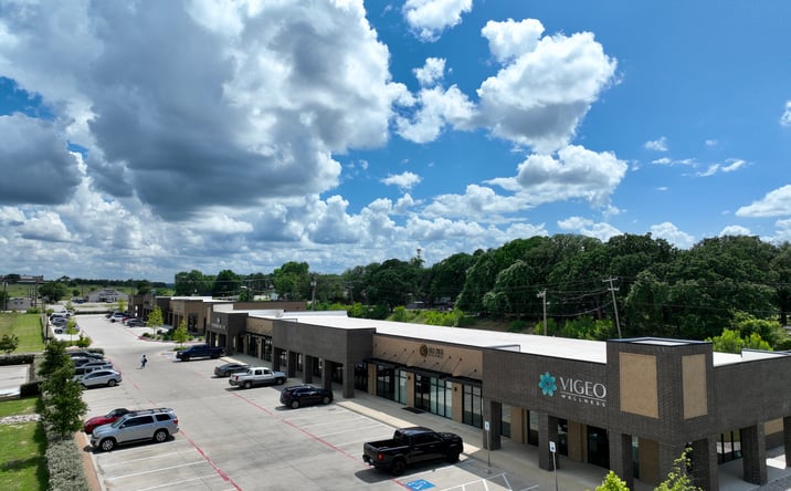 Pictures of Retail, Office property located at 1801 Fort Worth Highway, Weatherford, TX 76086 for lease - image #1