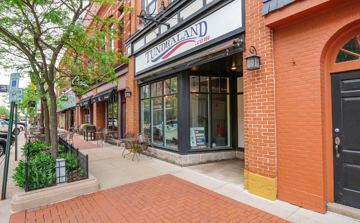 Pictures of Retail, Office, Restaurant property located at 305 N THIRD ST, WAUSAU, WI 54403-5411 for lease - image #1