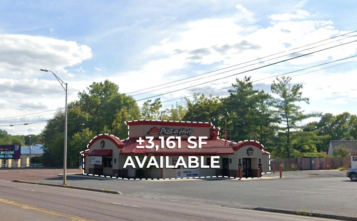 Pictures of Restaurant property located at 320 South West End Boulevard, Quakertown, PA 18951 for lease - image #1