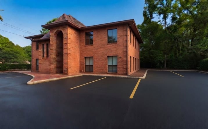 Pictures of Retail, Office property located at 3140 Sawdust Road, The Woodlands, TX 77380 for lease - image #1