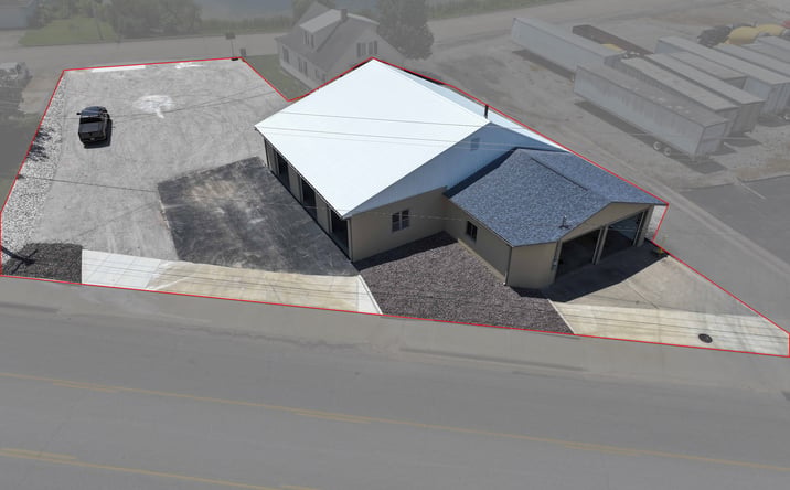 Pictures of Office, Industrial property located at 317 S KINGSHIGHWAY, PERRYVILLE, MO 63775 for lease - image #1