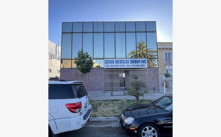 Pictures of Retail, Office, Special Purpose property located at 713 1/2 North Ridgewood Place, Los Angeles, CA 90038 for lease - image #1