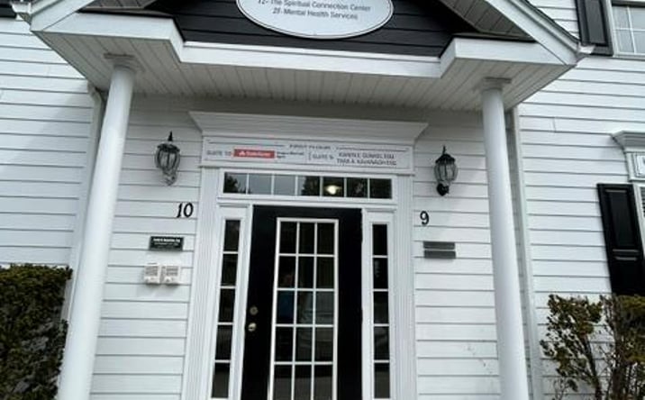 Pictures of Office property located at 30 Station Road, Bellport, NY 11713 for lease - image #1
