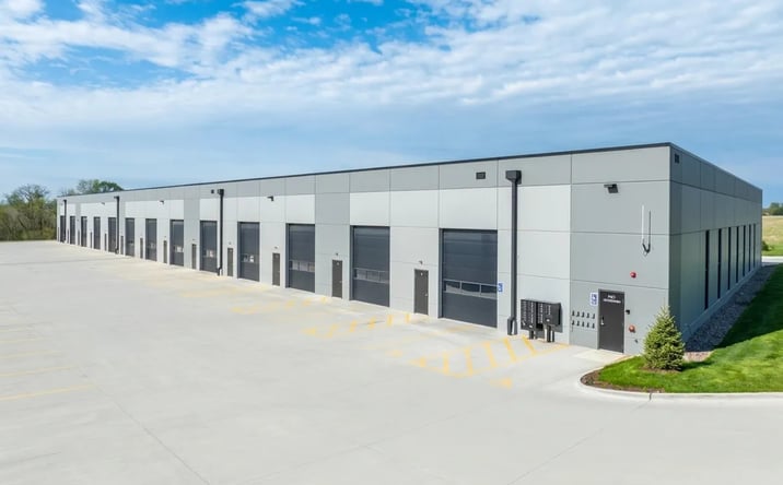 Pictures of Industrial property located at 810 Interstate PKWY, Unit 121, Waukee, IA 50263 for lease - image #1