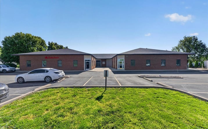 Pictures of Office property located at 618 Cepi Drive, Chesterfield, MO 63005 for lease - image #1