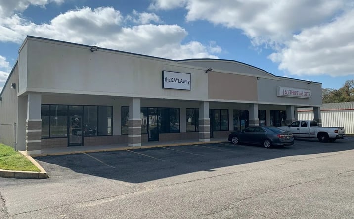 Pictures of Retail property located at 6105 Old Pascagoula Road, Theodore, AL 36582 for lease - image #1