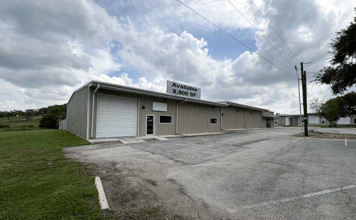 Pictures of Retail, Industrial property located at 635 Texas 46, Boerne, TX 78006 for lease - image #1