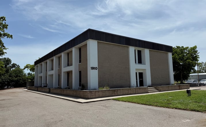 Pictures of Retail, Office property located at 1910 Park Meadows Drive, Fort Myers, FL 33907 for lease - image #1