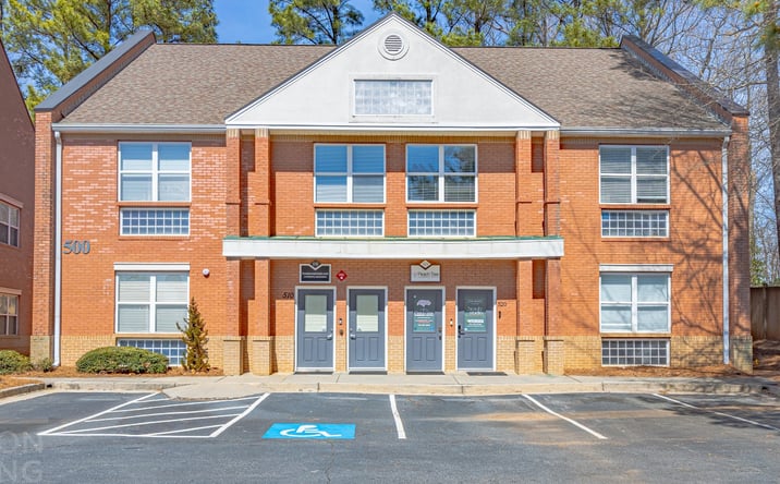 Pictures of Retail, Office property located at 2551 Roswell Road, Marietta, GA 30062 for lease - image #1