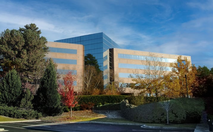 Pictures of Office property located at 3535 Grandview Parkway, Birmingham, AL 35243 for lease - image #1