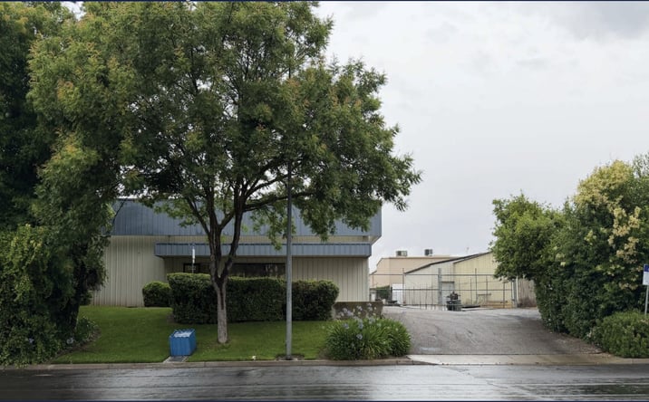 Pictures of Industrial property located at 552 Hi Tech Parkway, Oakdale, CA 95361 for lease - image #1