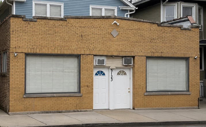 Pictures of Retail property located at 5123 W Montrose Avenue E, Chicago, IL 60641 for lease - image #1