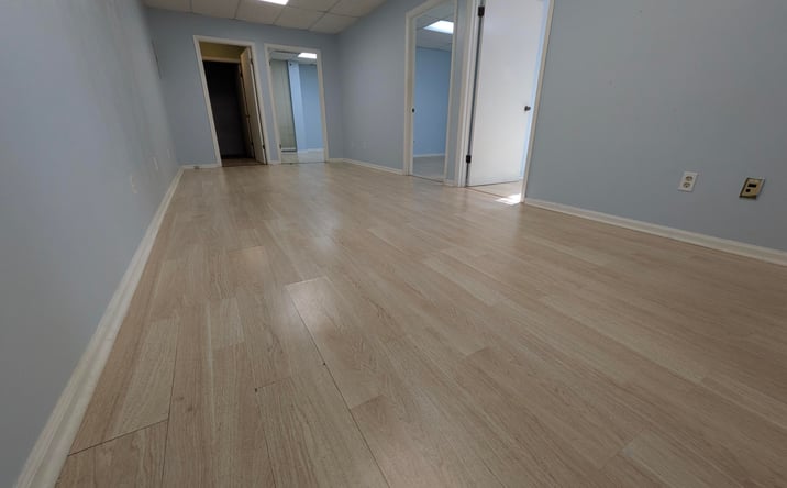 Pictures of Office property located at 3115 SPRING GLEN Road 504, Jacksonville, FL 32207 for lease - image #1