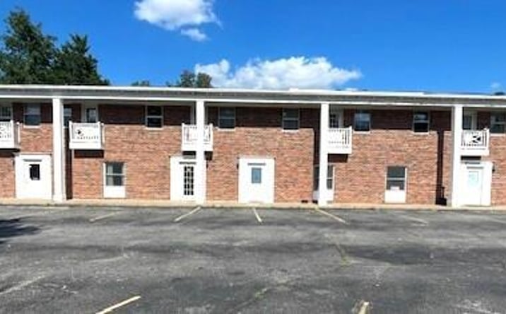 Pictures of Special Purpose property located at 1021-A SOUTHWEST BOULEVARD A, Jefferson City, MO 65109 for lease - image #1