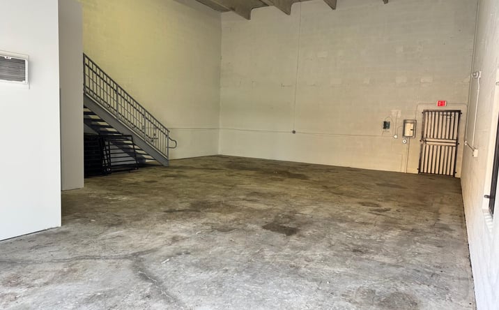 Pictures of Industrial property located at 4628, Opa-Locka, FL 33054 for lease - image #1