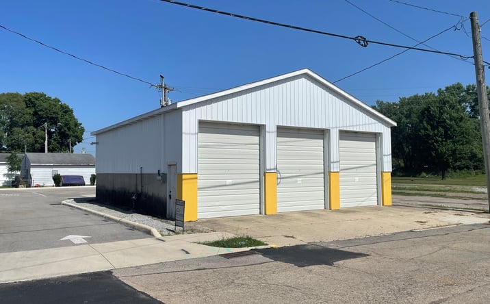 Pictures of Retail, Industrial property located at 111 North Roosevelt Avenue, Piqua, OH 45356 for lease - image #1
