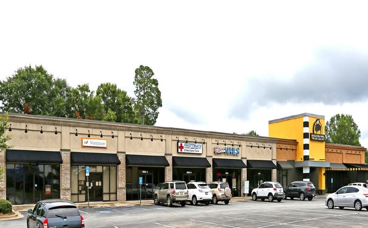 Pictures of Retail property located at 2570 Ledo Rd, Albany, GA 31701 for lease - image #1