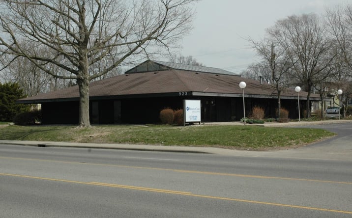 Pictures of Office property located at 923 North Vermilion, Danville, IL 61832 for lease - image #1
