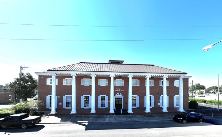 Pictures of Retail property located at 164 NW MADISON ST, LAKE CITY, FL 32055-3904 for lease - image #1