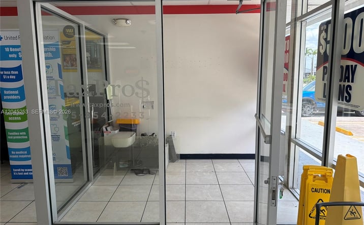 Pictures of Retail, Office property located at 338 North Krome Avenue, Homestead, FL 33030 for lease - image #1