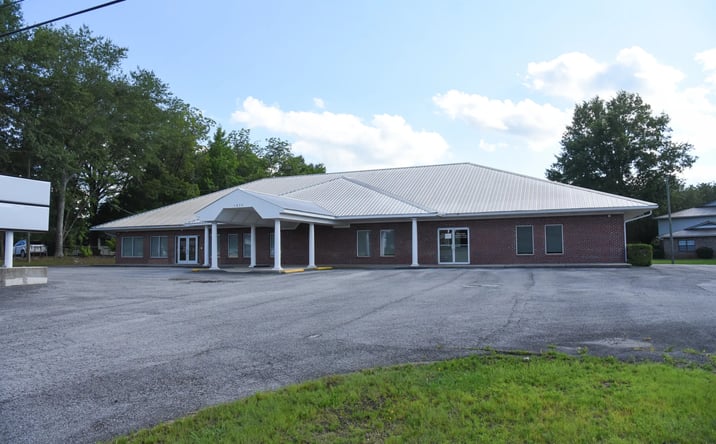 Pictures of Office property located at 1635 Highway 31 NW, Hartselle, AL 35640 for lease - image #1