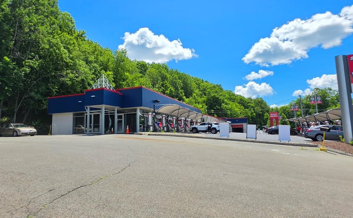 Pictures of Retail, Office, Industrial property located at 2160 Straits Tpke., Middlebury, CT 06762-1812 for lease - image #1