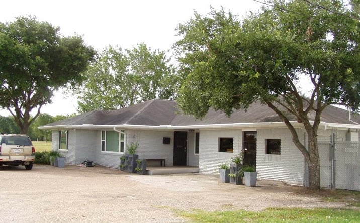 Pictures of Retail, Special Purpose property located at 4103 South Main Street, Stafford, TX 77477 for lease - image #1