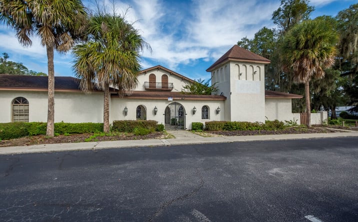 Pictures of Retail property located at 5431 E Silver Springs Blvd, #A, Silver Springs, FL 34488 for lease - image #1