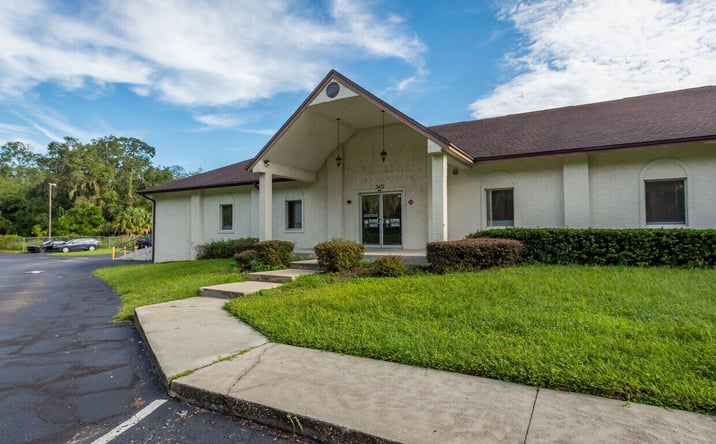 Pictures of Office, Retail property located at 5431 E Silver Springs Blvd, #C, Silver Springs, FL 34488 for lease - image #1