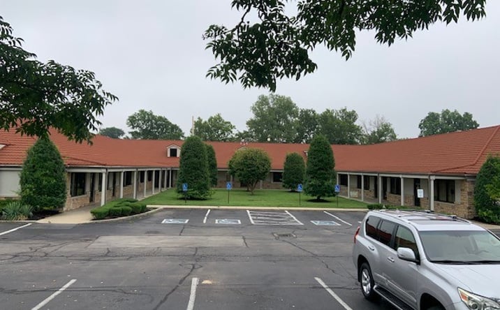 Pictures of Retail property located at 2134 Nicholasville Road, Lexington, KY 40503 for lease - image #1