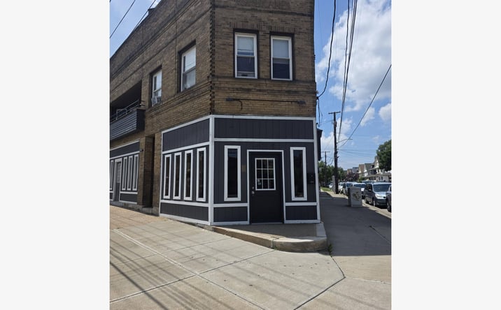 Pictures of Retail, Office property located at 4316 PEARL RD, CLEVELAND, OH 44109-4209 for lease - image #1