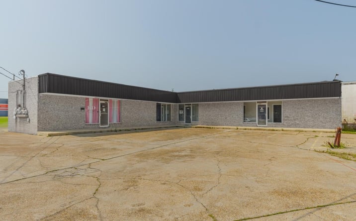 Pictures of Office property located at 1524 Adeline St, Hattiesburg, MS 39401 for lease - image #1