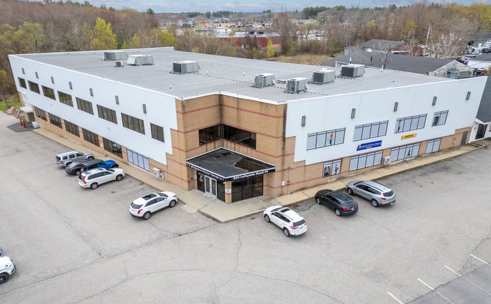 Pictures of Retail, Office, Industrial property located at 920 Lafayette Road, Seabrook, NH 03874 for lease - image #1