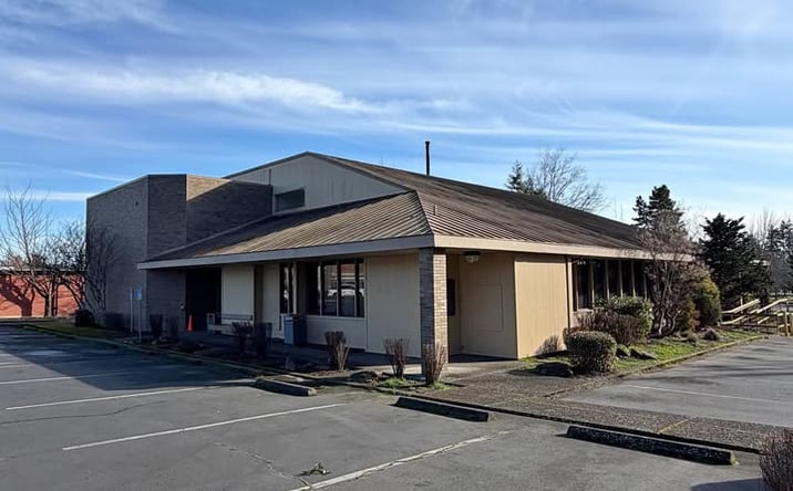 Pictures of Retail, Office property located at 9185 Southwest Hall Boulevard, Tigard, OR 97223 for lease - image #1