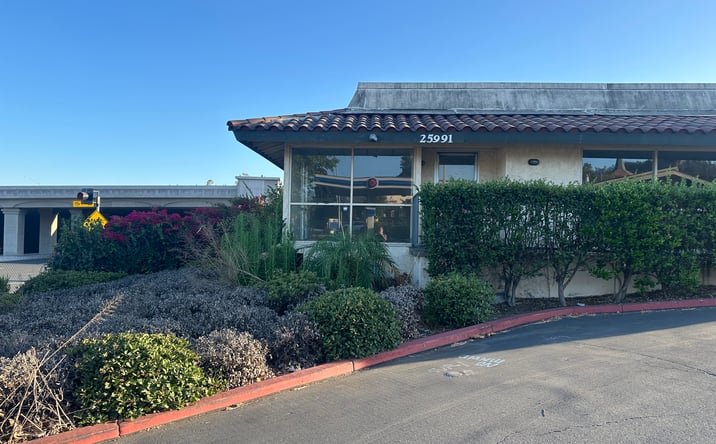 Pictures of Retail property located at 25991 La Paz Road, Mission Viejo, CA 92691 for lease - image #1