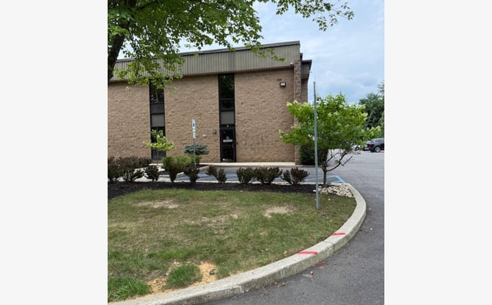 Pictures of Retail, Industrial property located at 105 N GOLD DR, ROBBINSVILLE, NJ 08691 for lease - image #1