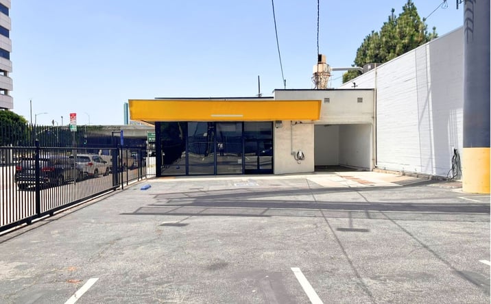 Pictures of Retail property located at 11151 West Olympic Boulevard, Los Angeles, CA 90025 for lease - image #1