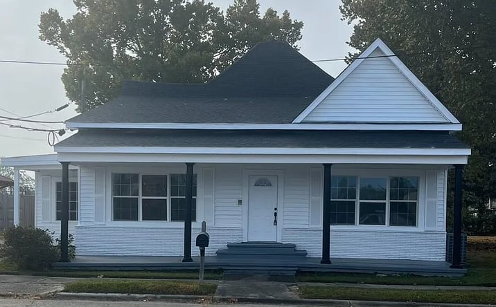 Pictures of Retail, Office, Restaurant property located at 101 West Center Street, Dequincy, LA 70633 for lease - image #1