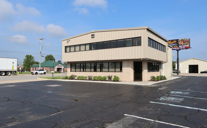 Pictures of Retail property located at 23119 U.S. 33, Elkhart, IN 46517 for lease - image #1