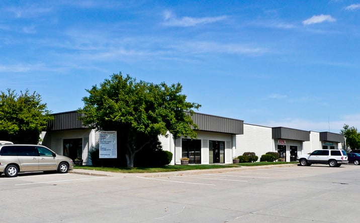 Pictures of Industrial property located at 4151 S 94th St, Omaha, NE 68127 for lease - image #1