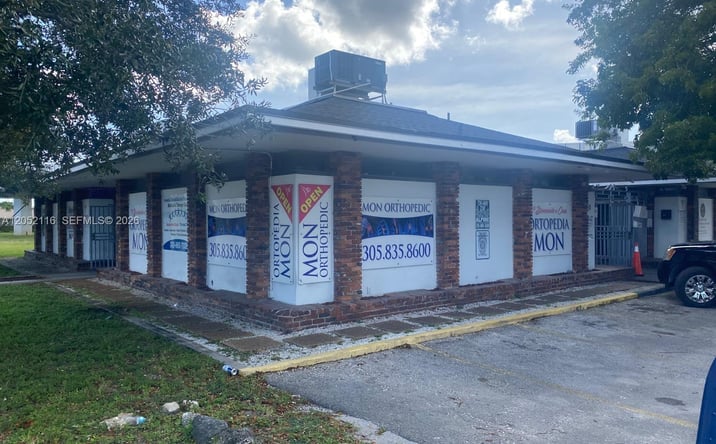 Pictures of Office property located at 600 E 25th St #E, Hialeah, FL 33013 for lease - image #1