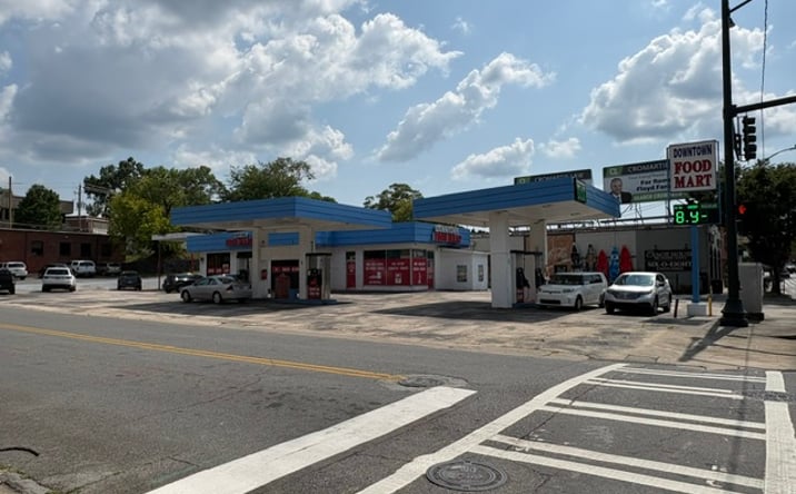 Pictures of Retail property located at 610 BROAD ST, ROME, GA 30161-3012 for lease - image #1