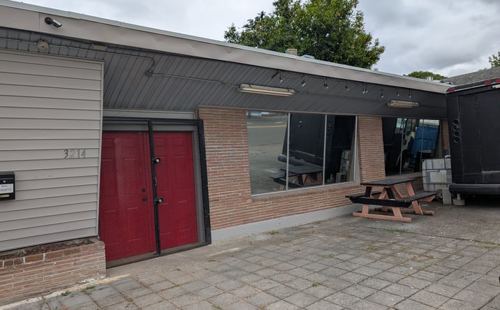 Pictures of Office, Industrial property located at 3214 Southeast 50th Avenue, Portland, OR 97206 for lease - image #1