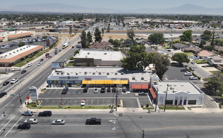 Pictures of Retail property located at 3699 Ming Avenue, Bakersfield, CA 93309 for lease - image #1