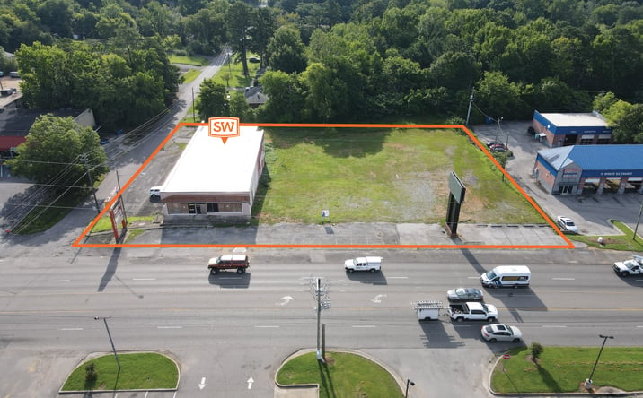 Pictures of Retail, Office property located at 2025 Center Point Parkway, Center Point, AL 35215 for lease - image #1