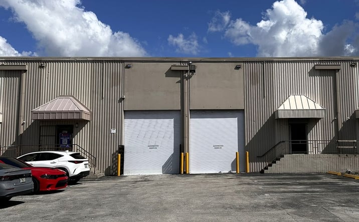 Pictures of Industrial property located at 2714 NW 72nd Ave, Miami, FL 33122 for lease - image #1