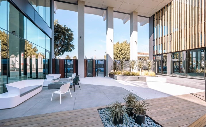 Pictures of Office property located at 10730 West Pico Boulevard, Los Angeles, CA 90064 for lease - image #1