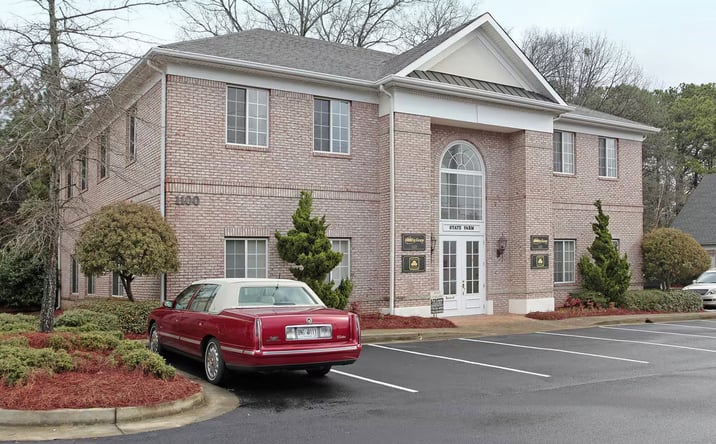 Pictures of Office property located at 3225 Shallowford Road, Marietta, GA 30062 for lease - image #1
