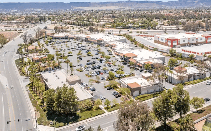 Pictures of Retail property located at 39413-39621 Los Alamos Road, Murrieta, CA 92562-4035 for lease - image #1