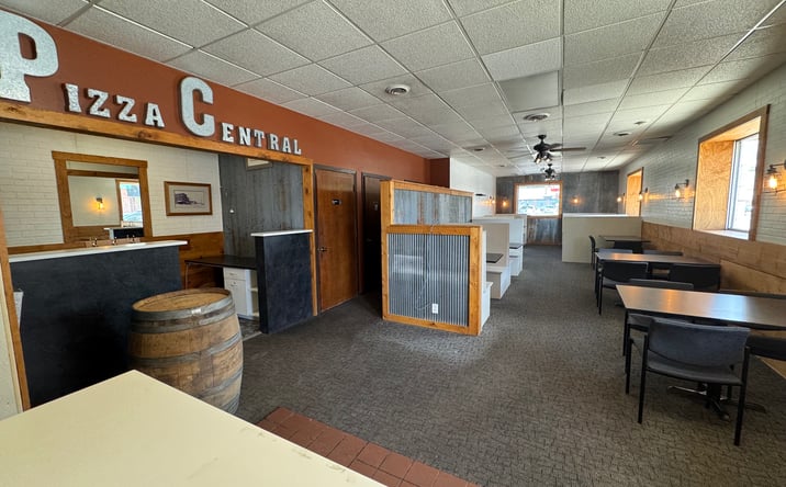 Pictures of Retail, Restaurant property located at 110 Central Ave S, Milaca, MN 56353 for lease - image #1